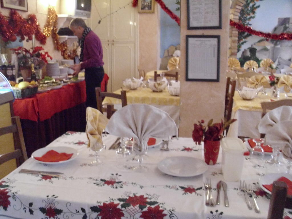 Pensione S. Antonio Ristorante Silvia Furci Siculo Extérieur photo