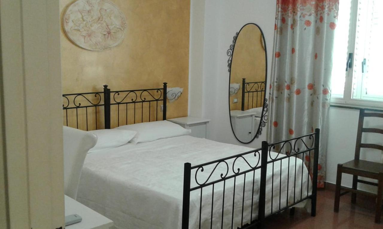 Pensione S. Antonio Ristorante Silvia Furci Siculo Extérieur photo